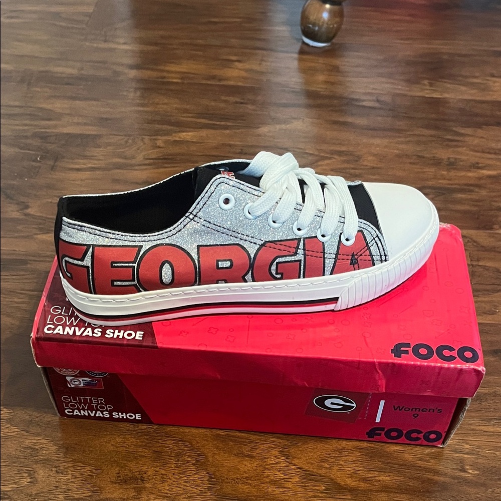 Georgia Glitter Low Top Sneakers